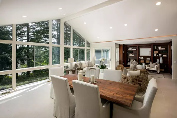 Los Altos Hills, CA 94022,13456 Mandoli DR