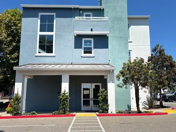 Capitola, CA 95010,1066 41st AVE A202