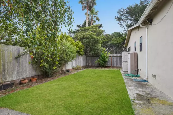 Pacifica, CA 94044,704 Arleen WAY