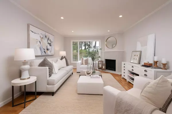San Francisco, CA 94116,1827 Quintara ST