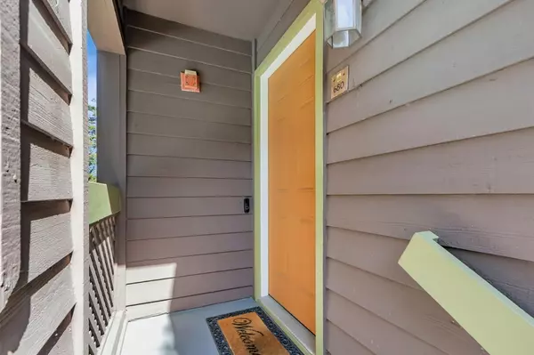 San Jose, CA 95128,680 Teatree CT