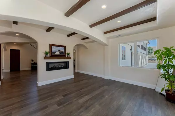 Hollister, CA 95023,8440 Lovers LN