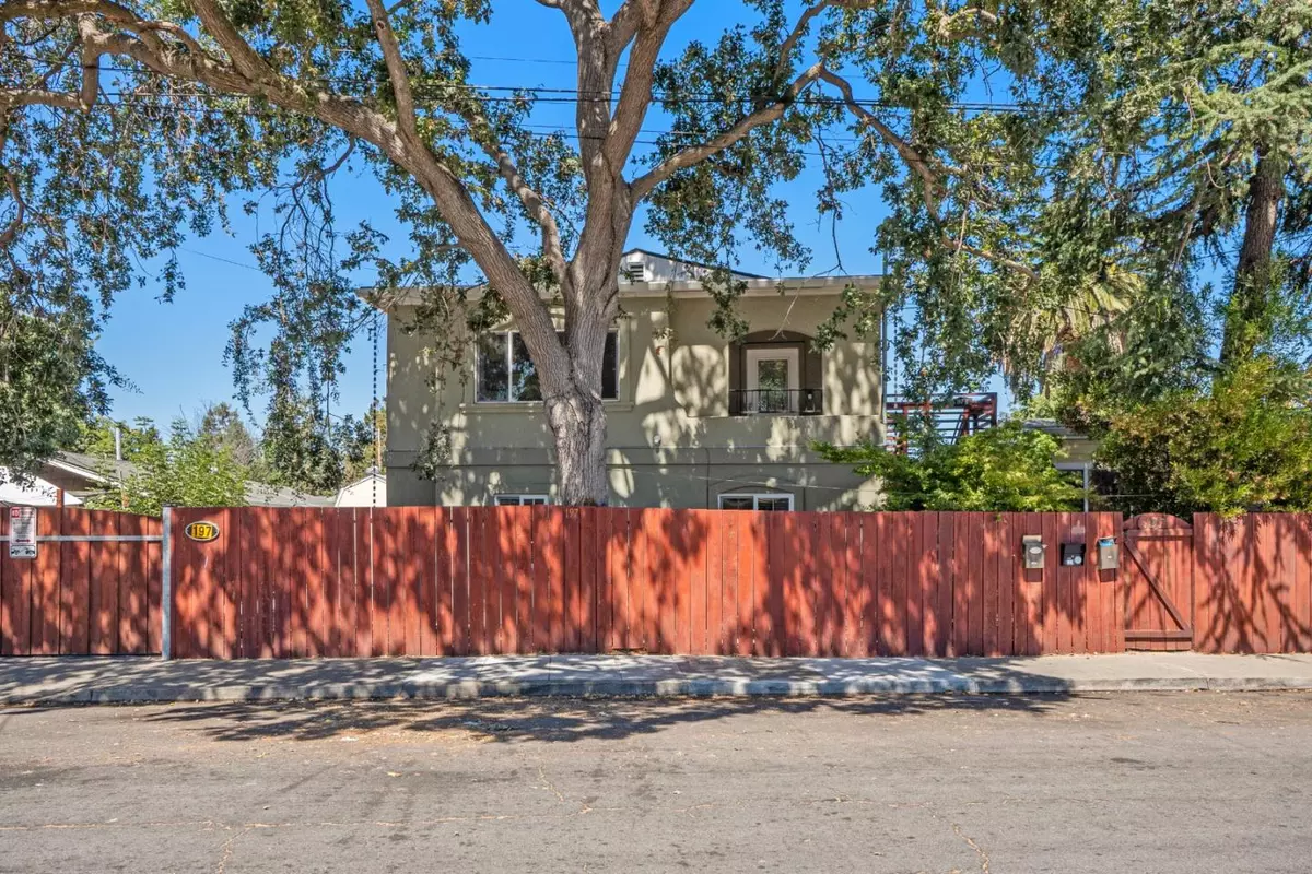 Redwood City, CA 94063,197 Nottingham AVE
