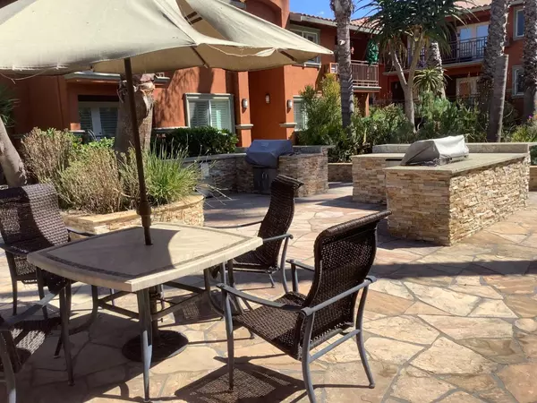 Santa Clara, CA 95050,1855 Palm View PL 123