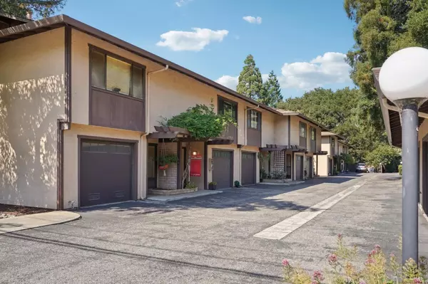 Menlo Park, CA 94025,610 Gilbert AVE 2