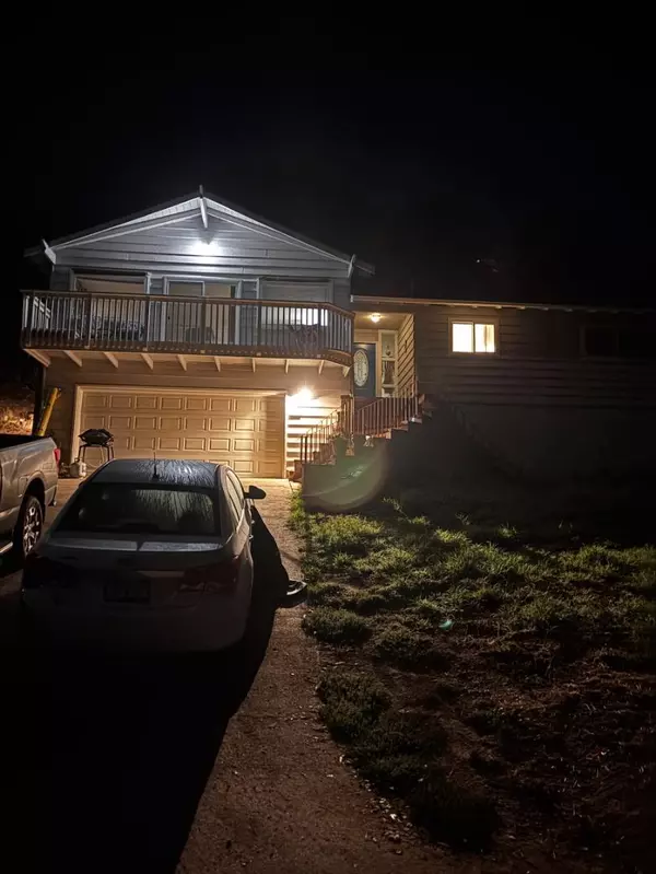 Salinas, CA 93907,6477 Boyer DR