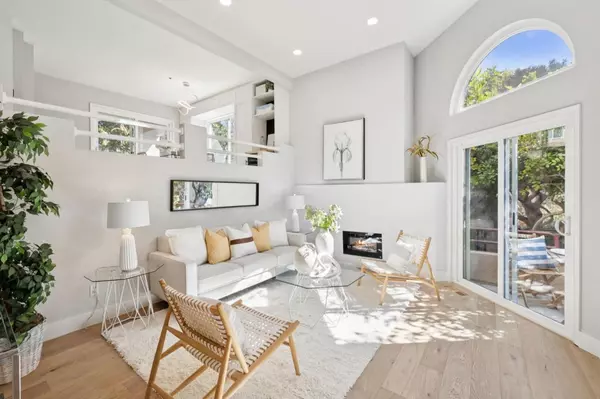 202 Commons LN, Foster City, CA 94404