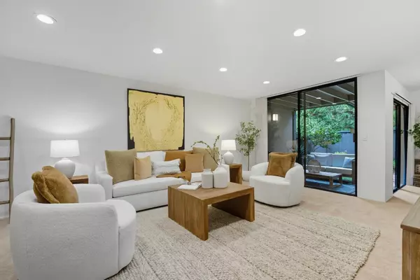 Mountain View, CA 94043,2000 Rock ST 7