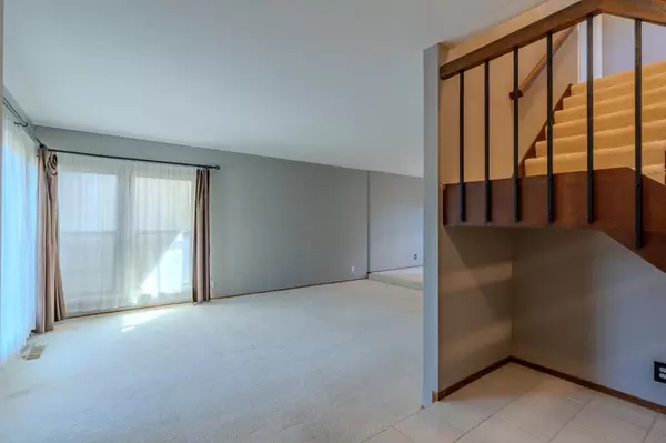 Pacifica, CA 94044,985 Big Bend DR