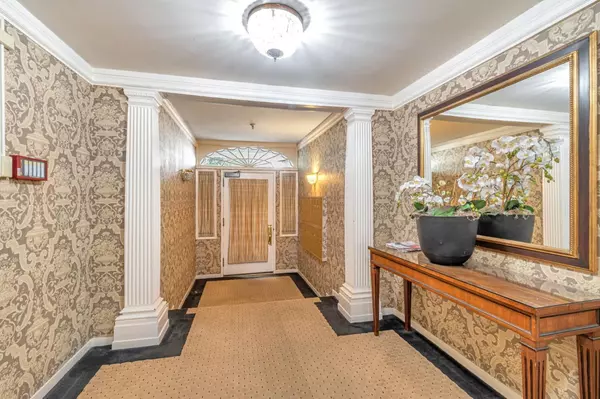 San Francisco, CA 94115,2205 Sacramento ST 302
