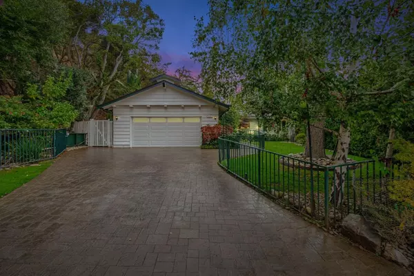 Belmont, CA 94002,1630 Courtland RD