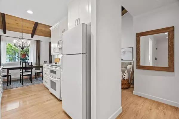 Mountain View, CA 94040,255 S Rengstorff AVE 176