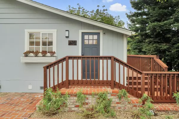 Watsonville, CA 95076,490 Corralitos RD