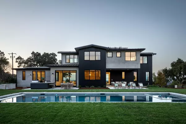 13010 E Sunset DR, Los Altos Hills, CA 94022