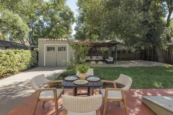Palo Alto, CA 94301,536 Addison AVE