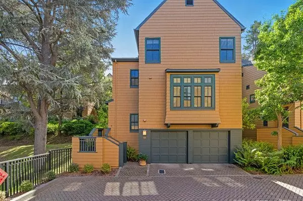 19 Loma Vista LN, Belmont, CA 94002