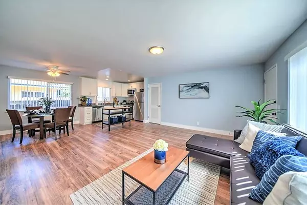 San Mateo, CA 94403,2830 Flores ST