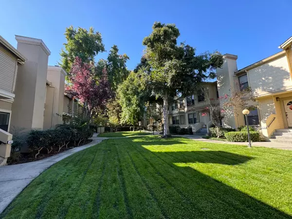 Sunnyvale, CA 94086,963 La Mesa TER H