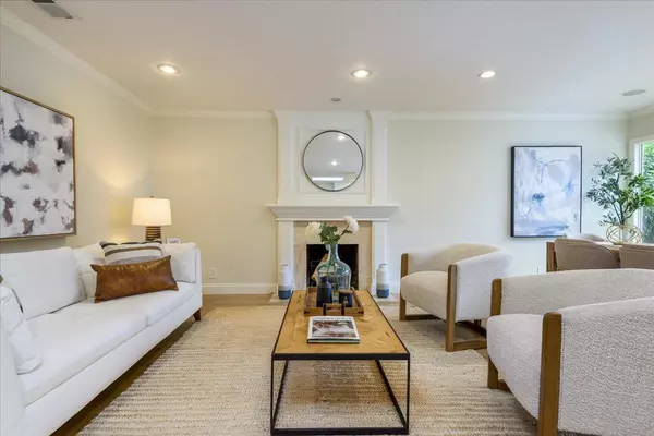 Redwood City, CA 94061,2718 Ohio AVE