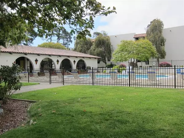 Monterey, CA 93940,500 Glenwood CIR 125