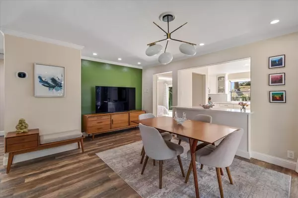 Fremont, CA 94539,48287 Sawleaf ST