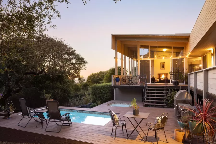 20 Marquard RD, Carmel Valley, CA 93924