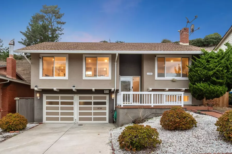1331 Aspen DR, Pacifica, CA 94044