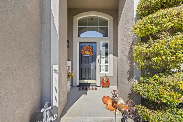 Hollister, CA 95023,2230 Ventana CT