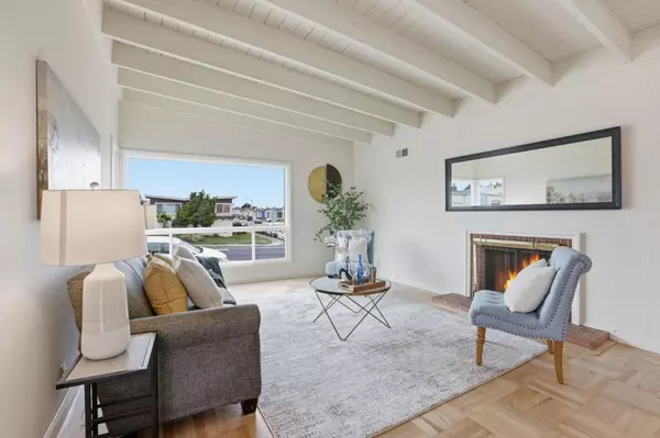 Daly City, CA 94015,649 Skyline DR