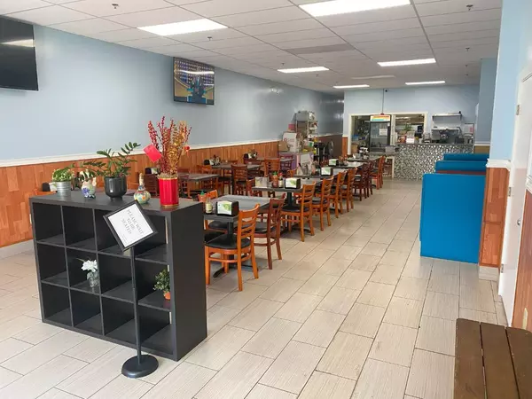 Oakland, CA 94606,1612 International