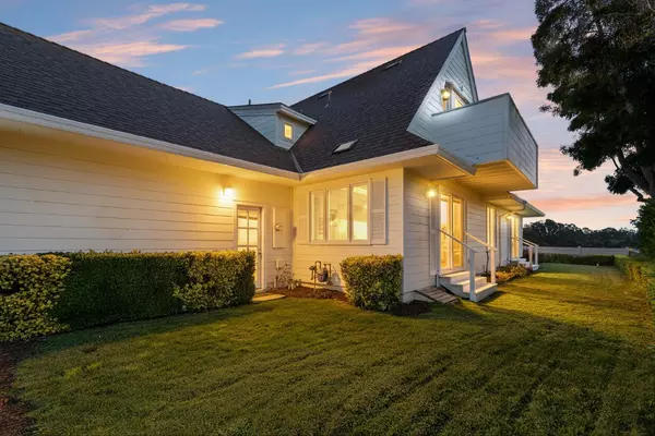 Aptos, CA 95003,246 Via Novella