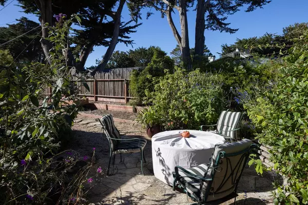 Carmel, CA 93923,26027 Mesa DR