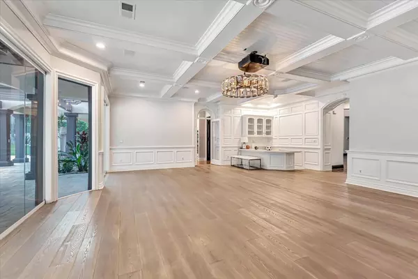 Calabasas, CA 91302,25644 Queenscliff CT