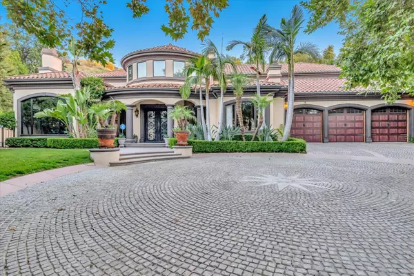 25644 Queenscliff CT, Calabasas, CA 91302