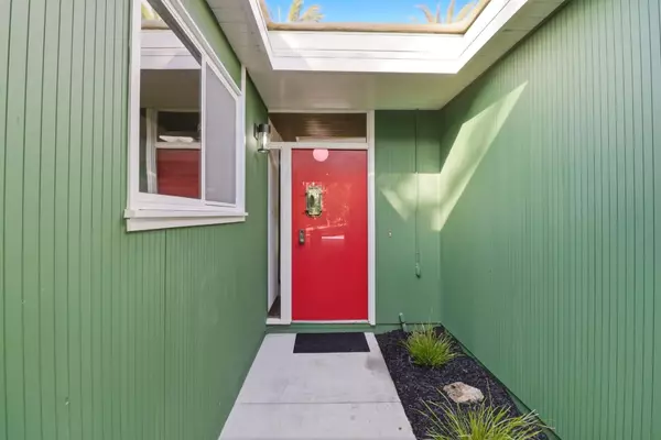 San Mateo, CA 94402,35 French Creek PL