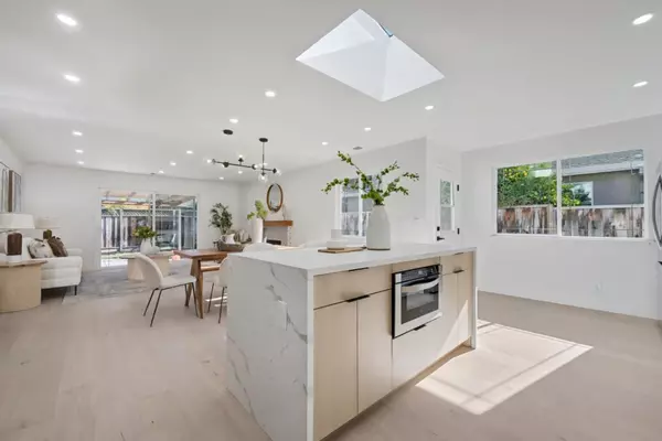 Sunnyvale, CA 94087,836 Peach AVE