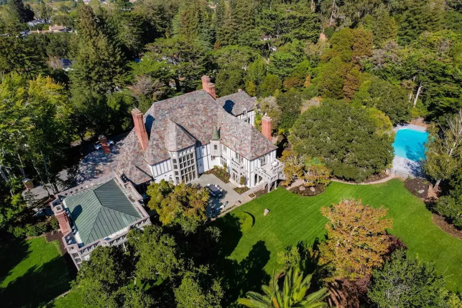 85 Fagan DR, Hillsborough, CA 94010