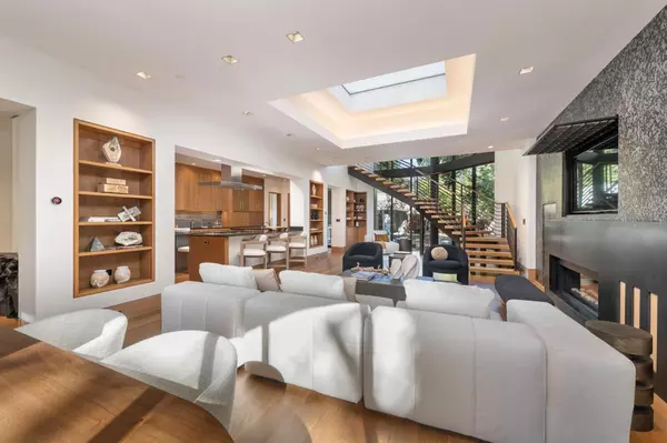 Menlo Park, CA 94025,94 YALE RD