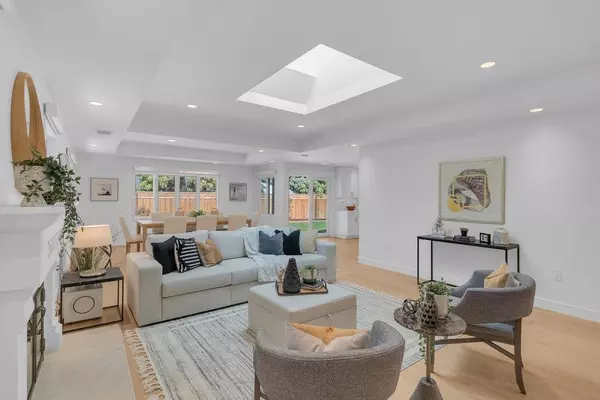 Los Altos, CA 94022,447 Traverso AVE