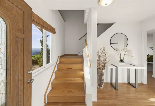 Oakland, CA 94619,184 Kimberlin Heights DR