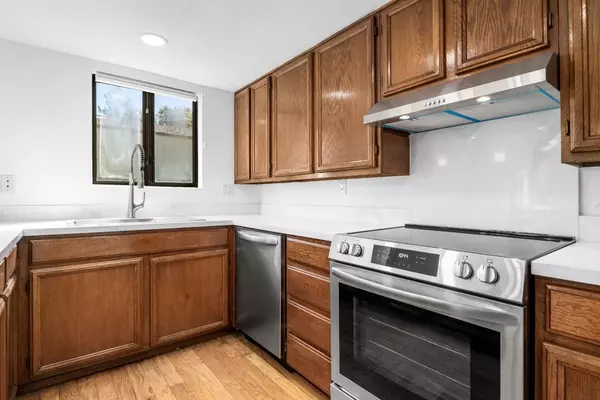 Aptos, CA 95003,8 Seacliff DR