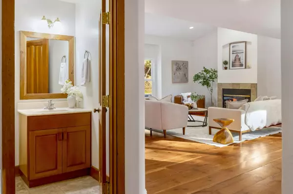 Monterey, CA 93940,1166 Josselyn Canyon RD