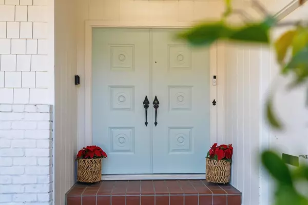 Santa Cruz, CA 95065,120 Corinne AVE