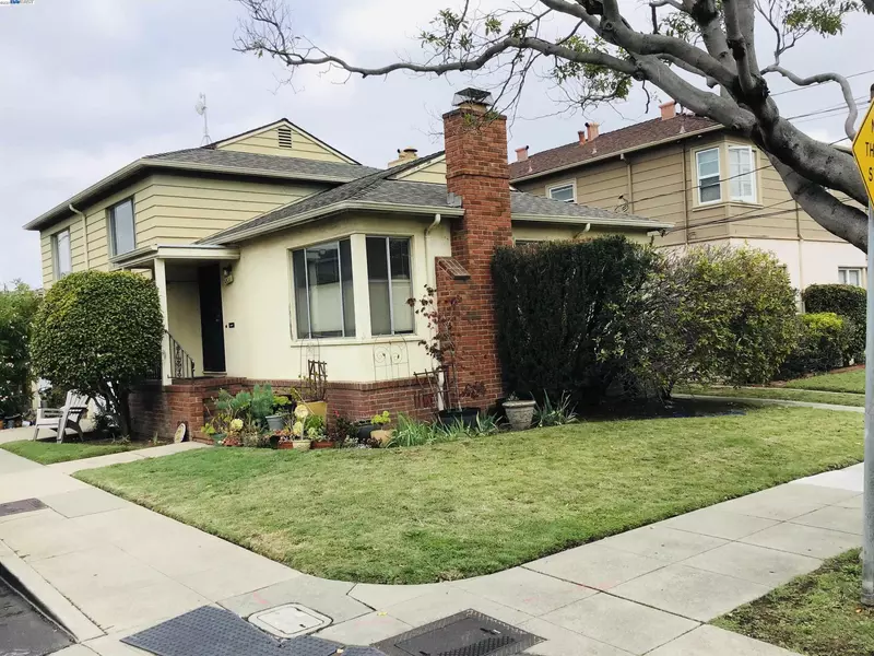 2631 Janis CIR, Alameda, CA 94501