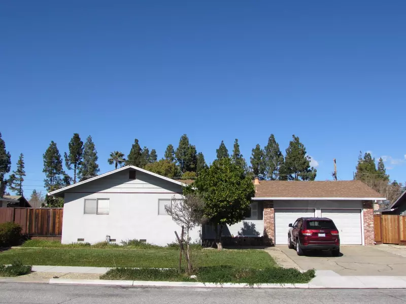 461 Sherwood DR, Gilroy, CA 95020