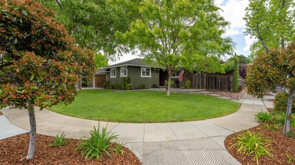 139 Lester LN, Los Gatos, CA 95032