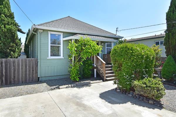 66 Marchant ST, Watsonville, CA 95076