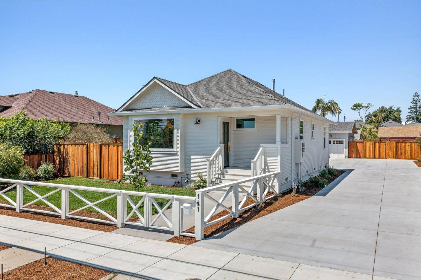 1411 Seabright AVE, Santa Cruz, CA 95062