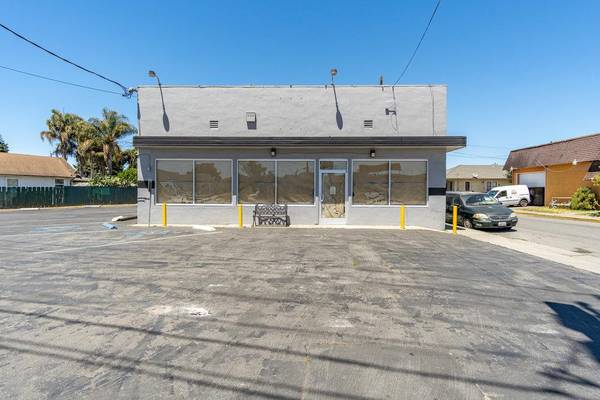 537 E Lake AVE, Watsonville, CA 95076