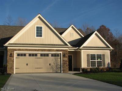 8541 Alexis DR, Macedonia, OH 44056